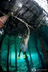 Things you can find under a jetty... by Nadya Kulagina 